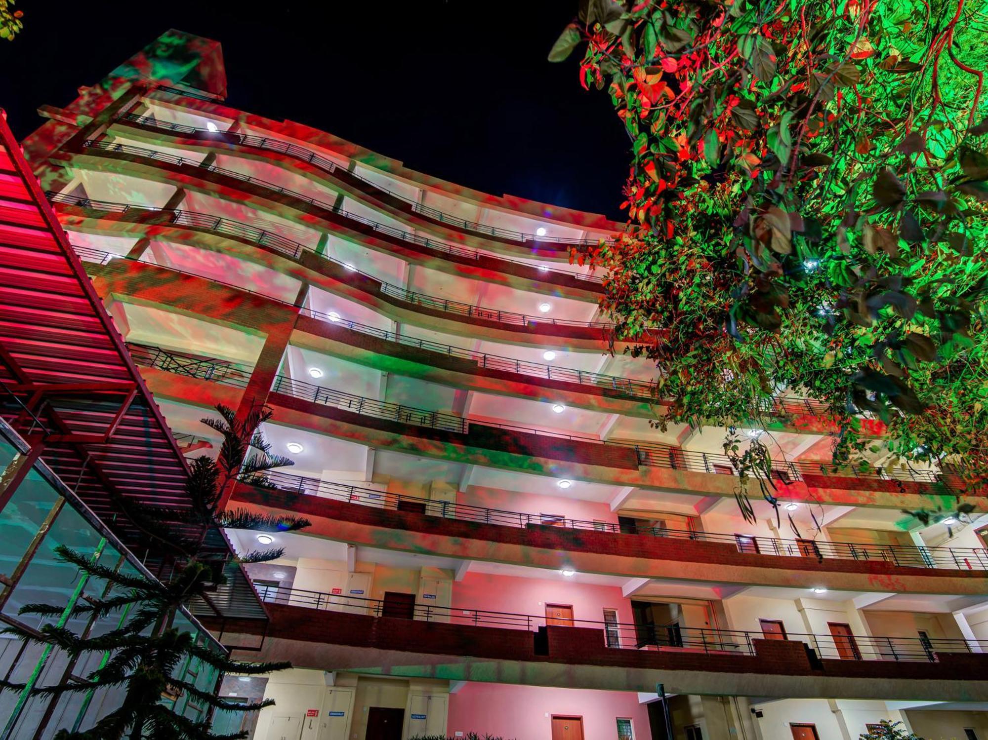 Gardeenia Comfortes Suites-Fully Vaccinated Staff Kammasandra Екстериор снимка